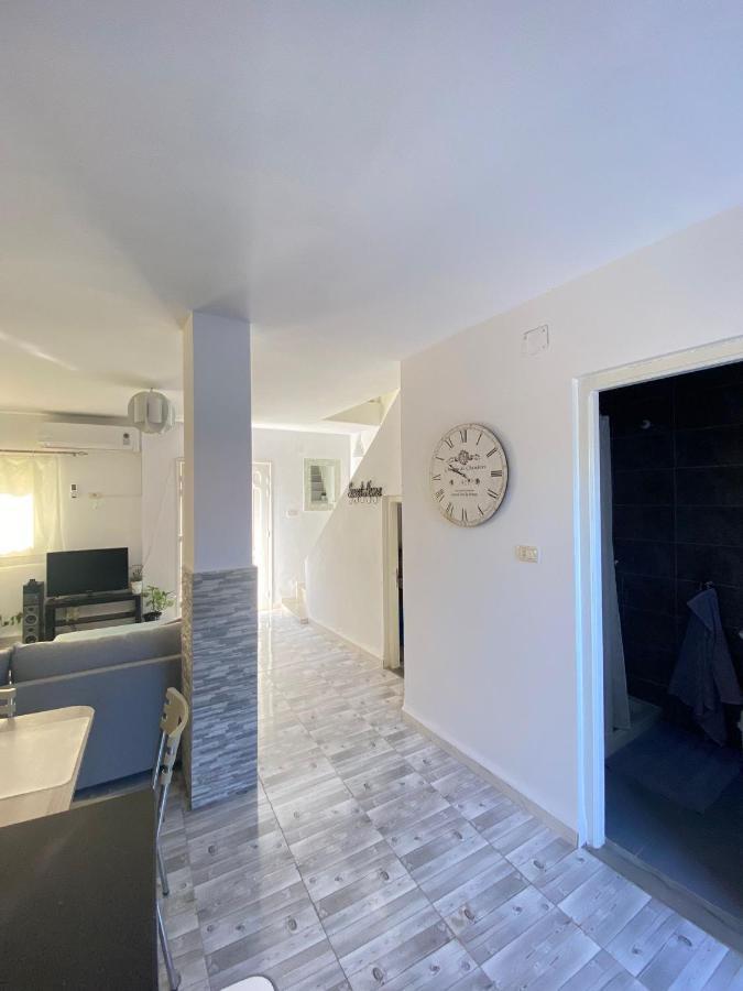 Ain Draham Sejour 1, Appartement Deux Pieces, Prive,Seulement Familles!!! Netflix, Youtube Eksteriør bilde